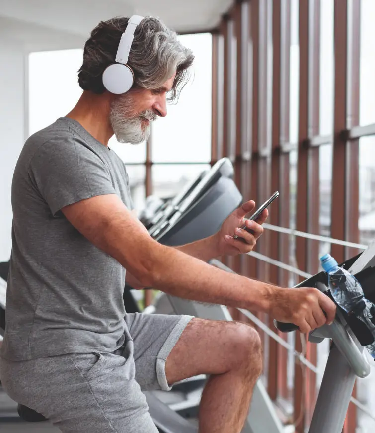 iOS Fitness app interface screenshots